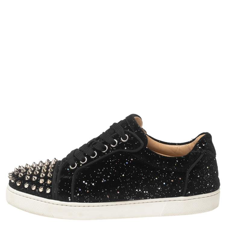 مملوكة مسبقًا Christian Louboutin Black Glitter Velvet Louis Junior Spikes Sneakers Size 38