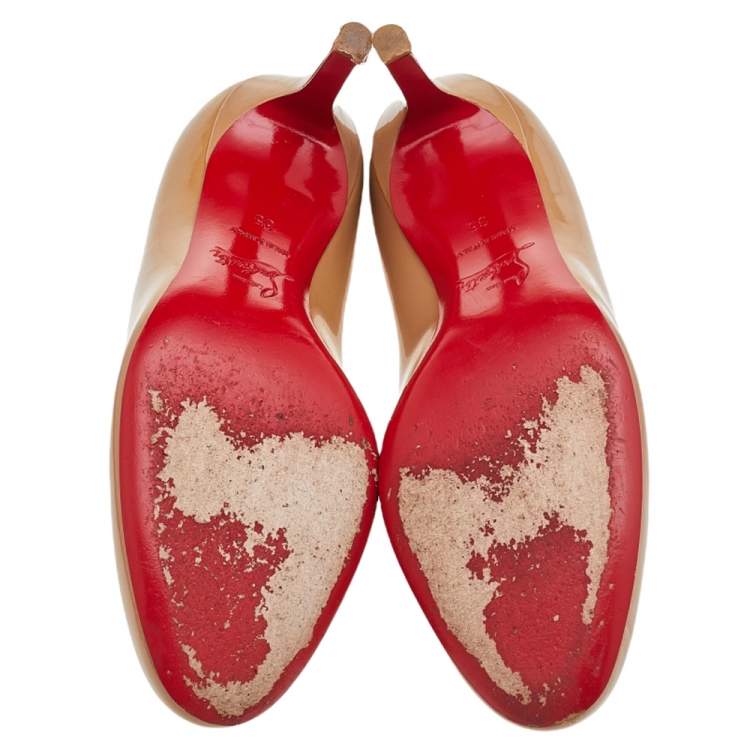 Pre Owned Christian Louboutin Beige Patent Leather Simple Pumps Size 35