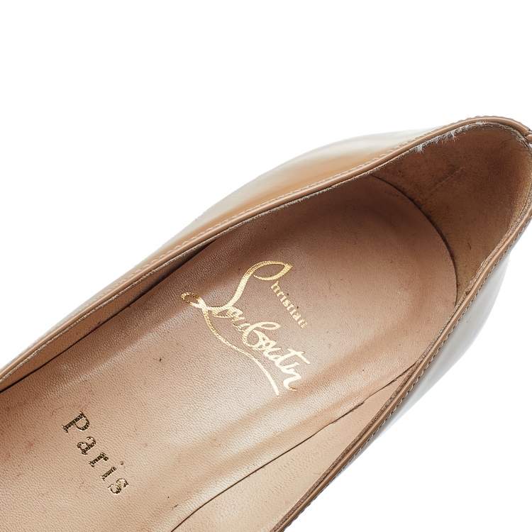 Pre Owned Christian Louboutin Beige Patent Leather Simple Pumps Size 35