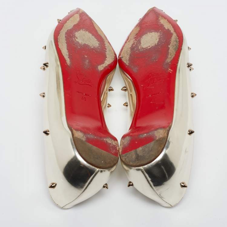 مملوكة مسبقًا Christian Louboutin Light Gold Leather Degraspike Ballet Flats Size 41