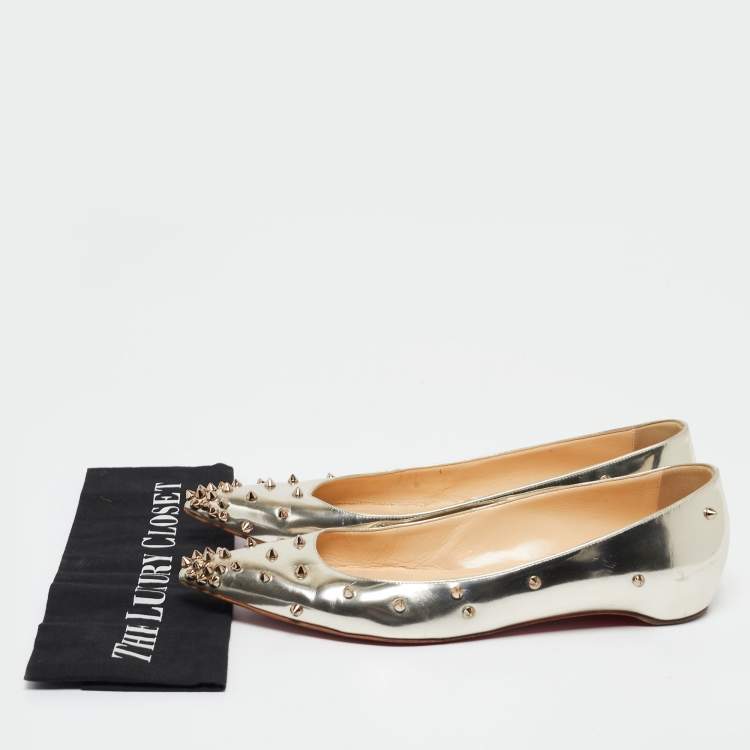 مملوكة مسبقًا Christian Louboutin Light Gold Leather Degraspike Ballet Flats Size 41