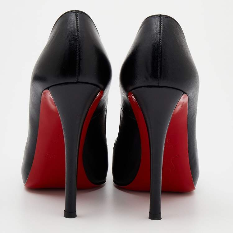 Pre Owned Christian Louboutin Black Leather Pumps Size 37.5