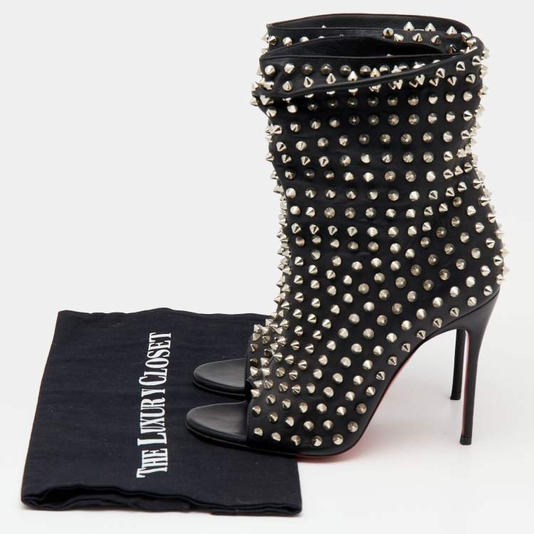مملوكة مسبقًا Christian Louboutin Black Leather Spiked Guerilla Peep Toe Slouchy Ankle Boots Size 37.5