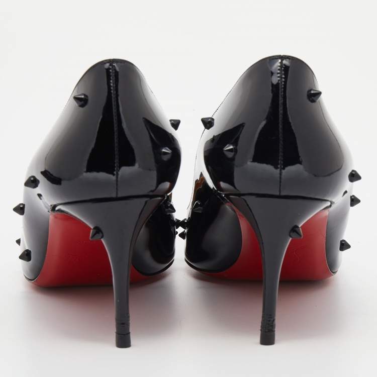 مملوكة مسبقًا Christian Louboutin Black Patent Leather Diamond Spike Pumps Size 41