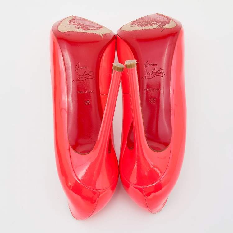 Pre Owned Christian Louboutin Neon Coral Patent Leather So Kate Pointed Toe Pumps Size 39