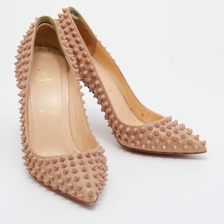 Pre Owned Christian Louboutin Beige Patent Leather Pigalle Spikes Pumps Size 38.5