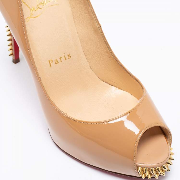 Pre Owned Christian Louboutin Beige Patent Leather New Very Prive Studded Peep-Toe Pumps Size 35