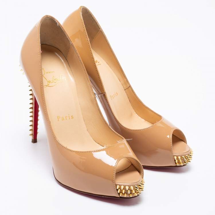 Pre Owned Christian Louboutin Beige Patent Leather New Very Prive Studded Peep-Toe Pumps Size 35