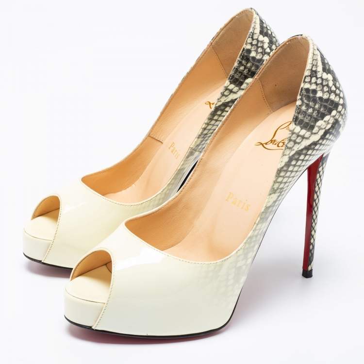 Pre Owned Christian Louboutin Cream/Black Python Print Ombre Patent Leather Very Prive Peep-Toe Pumps Size 35