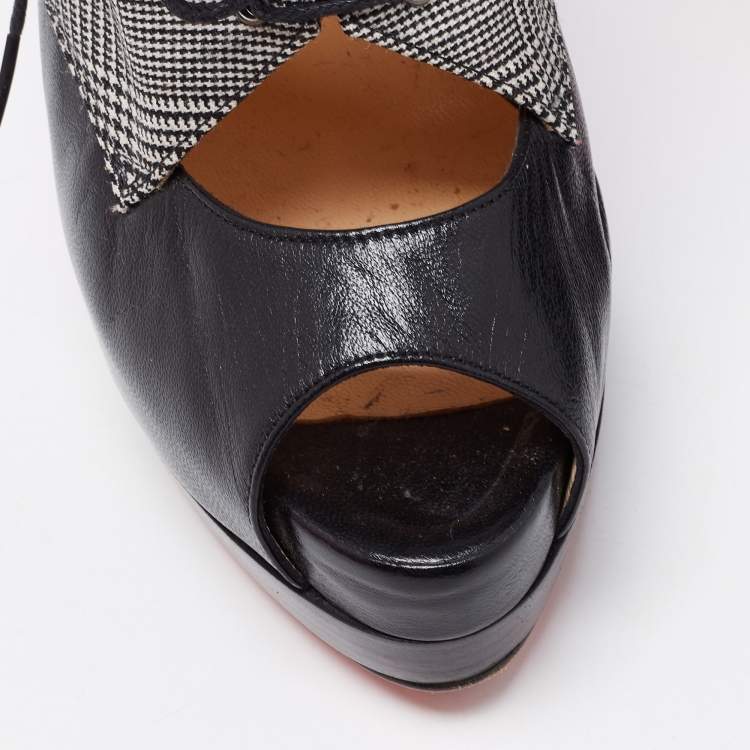 Pre Owned Christian Louboutin Black Leather And Tartan Fabric Platform Oxford Booties Size 38.5