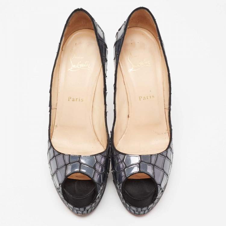 مملوكة مسبقًا Christian Louboutin Slate Grey/Black Patent Leather and Satin Mosaic Sobek Peep-Toe Platform Pumps Size 39