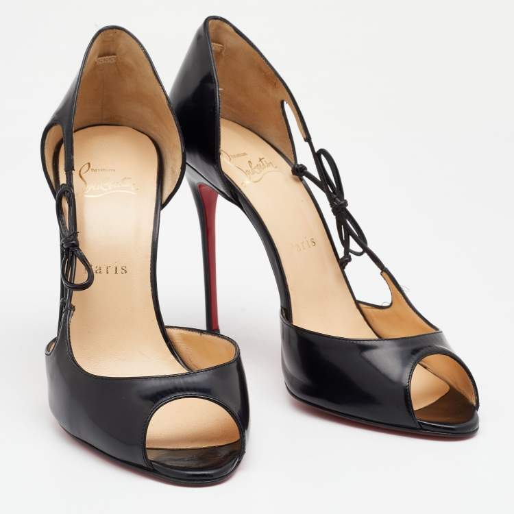 مملوكة مسبقًا Christian Louboutin Black Leather Bow Detail Peep Toe Pumps Size 39
