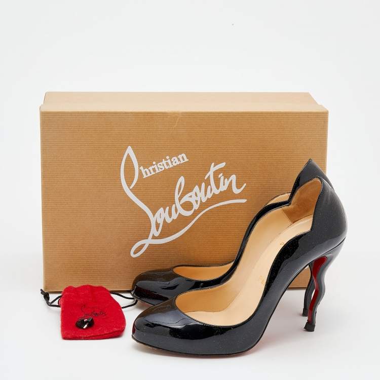 مملوكة مسبقًا Christian Louboutin Black Patent Leather Wavy Dolly Pumps Size 36.5
