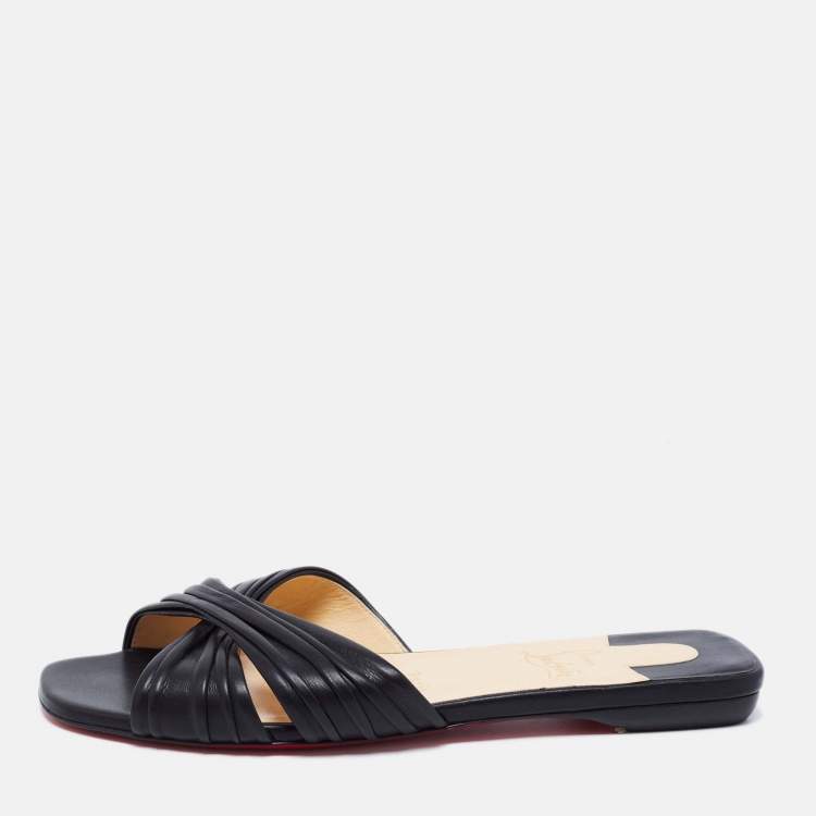 مملوكة مسبقًا Christian Louboutin Black Leather Nicol Flat Slides Size 36