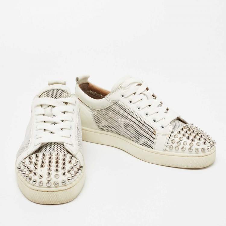 Pre Owned Christian Louboutin White/Grey Leather And Mesh Louis Junior Spike Sneakers Size 39.5