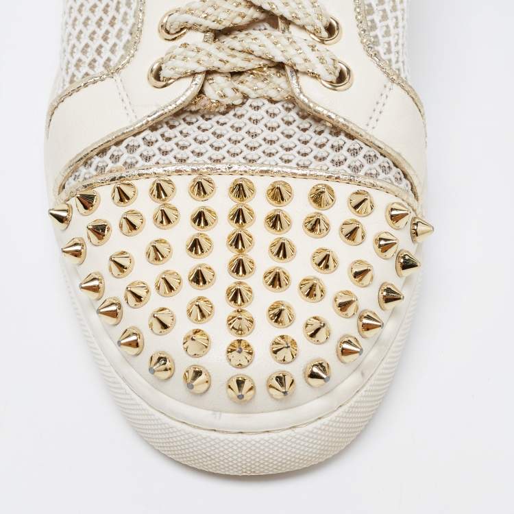 Pre Owned Christian Louboutin White Leather And Mesh Louis Junior Spikes Low-Top Sneakers Size 39