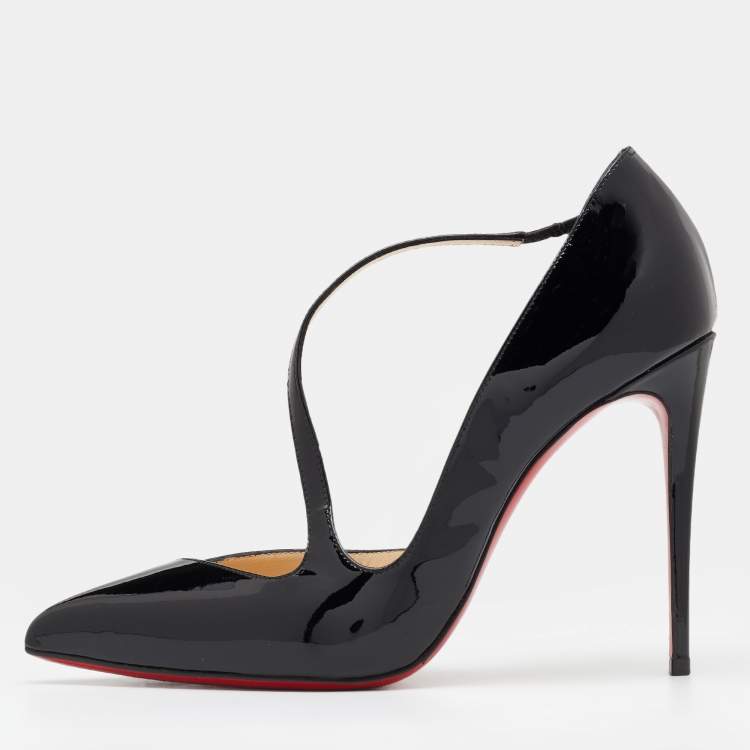 Black Patent Louboutin Jumping Cross with tight jeans #heels