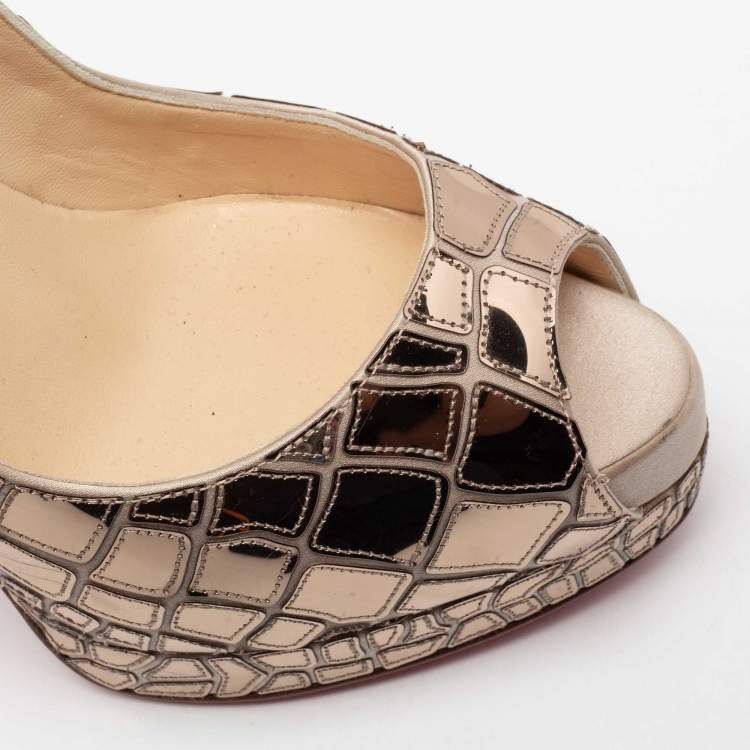Pre Owned Christian Louboutin Gold Patent Leather Mirrored Very Galaxy Art Deco Peep Toe Platform Pumps Size 39
