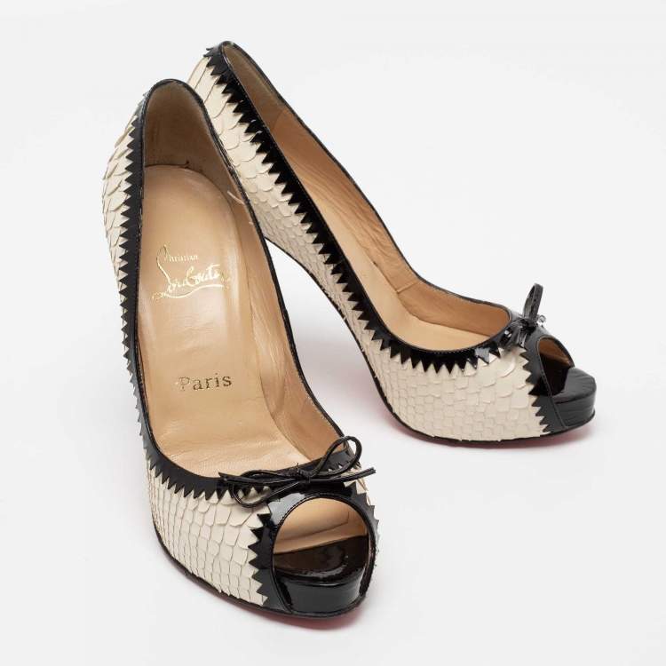 Pre Owned Christian Louboutin Beige/Black Python Leather Bow Very Prive Peep-Toe Pumps Size 40