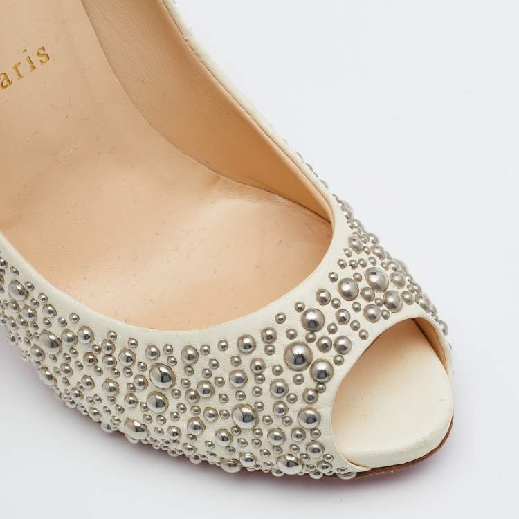 Pre Owned Christian Louboutin Cream Leather Studded Studio Peep Toe Pumps Size 38.5