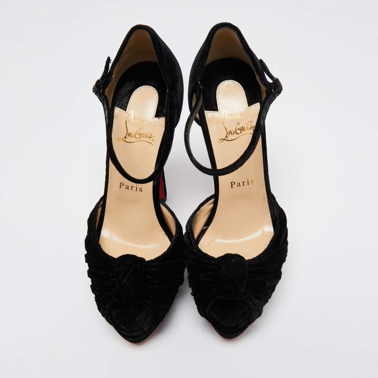 Pre Owned Christian Louboutin Black Velvet Marchavekel Sandals Size 37