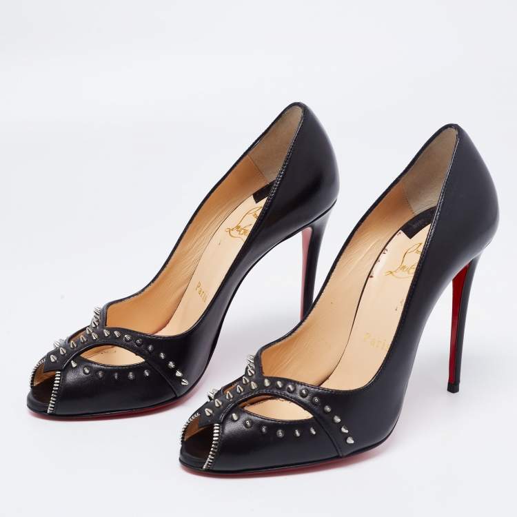 CHRISTIAN LOUBOUTIN Women's Pumps/Peeptoes Leather in Black