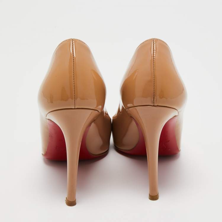 Pre Owned Christian Louboutin Beige Patent Leather Simple Pumps Size 36