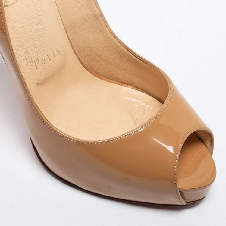 Pre Owned Christian Louboutin Beige Patent Leather Slingback Sandals Size 38