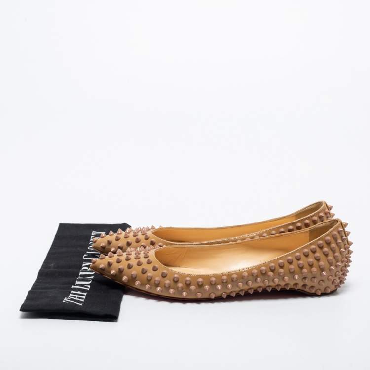 Pre Owned Christian Louboutin Beige Patent Leather Pigalle Spikes Ballet Flats Size 39.5