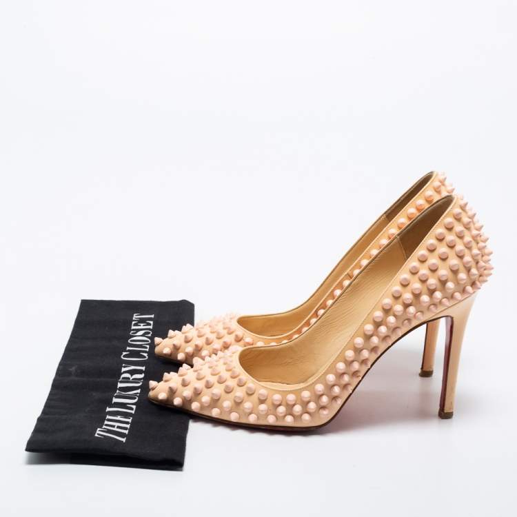 Pre Owned Christian Louboutin Light Peach Patent Leather Pigalle Spikes Pumps Size 36.5 