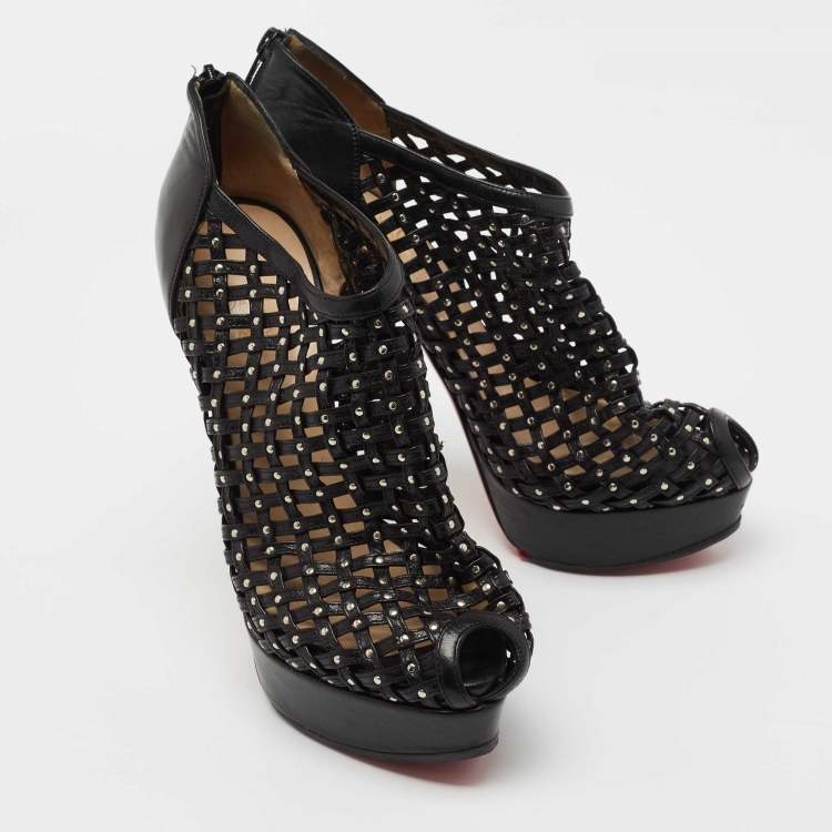 مملوكة مسبقًا Christian Louboutin Black Leather Kasha Booties Size 38.5