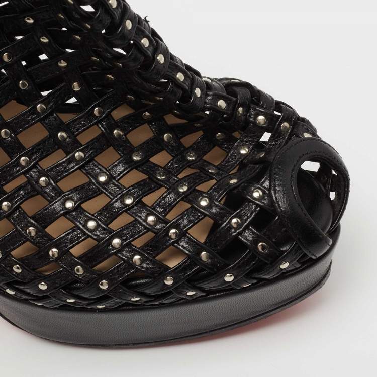 مملوكة مسبقًا Christian Louboutin Black Leather Kasha Booties Size 38.5