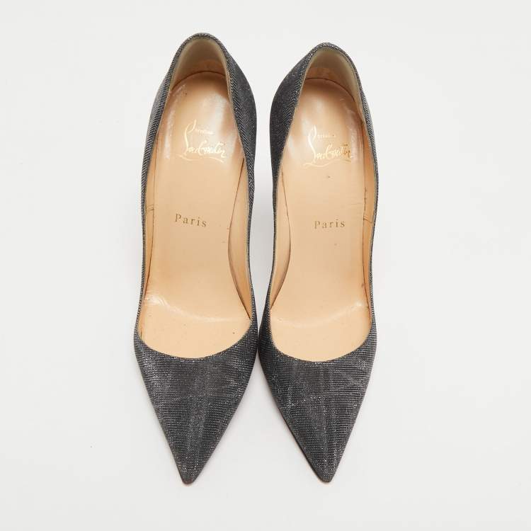 مملوكة مسبقًا Christian Louboutin Metallic Grey Lurex Fabric So Kate Pumps Size 37.5