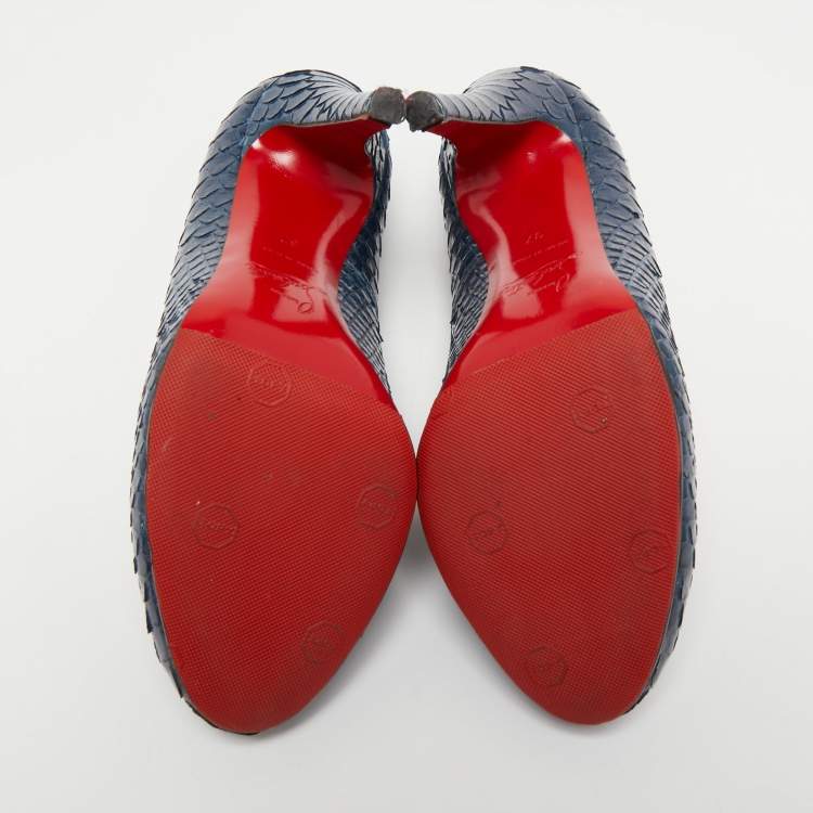مملوكة مسبقًا Christian Louboutin Navy Blue Python Simple Pumps Size 37