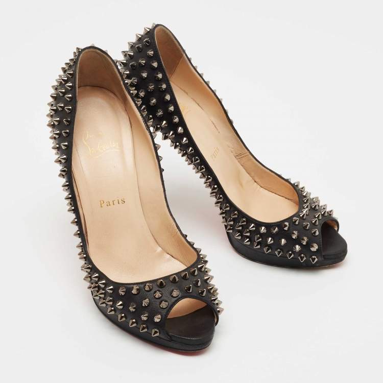 Pre Owned Christian Louboutin Black Leather Yolanda Spikes Pumps Size 39