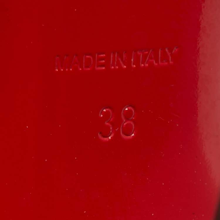 Pre Owned Christian Louboutin Black Patent Leather So Kate Pumps Size 38