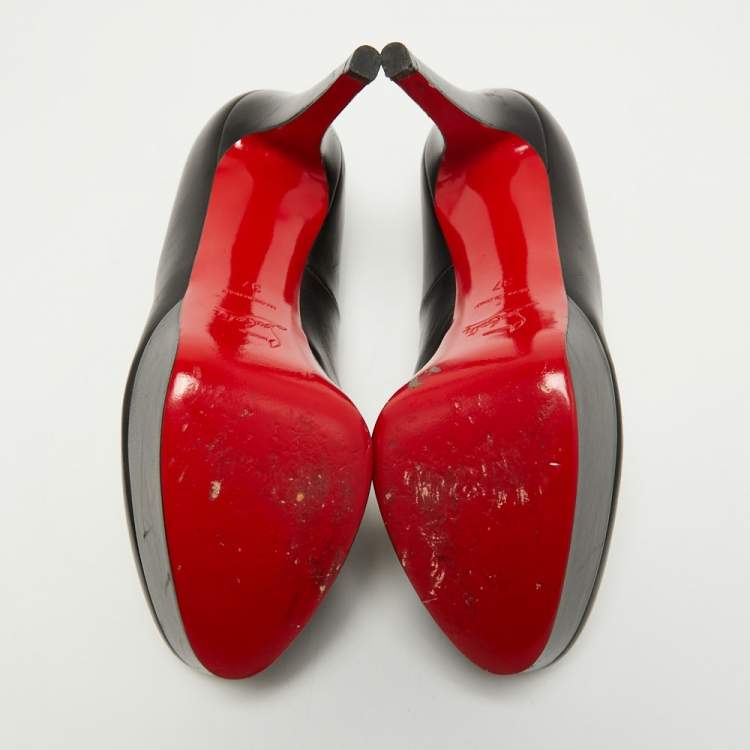 Pre Owned Christian Louboutin Black Leather Bianca Pumps Size 37
