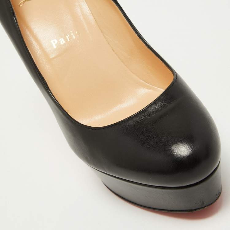 Pre Owned Christian Louboutin Black Leather Bianca Pumps Size 37