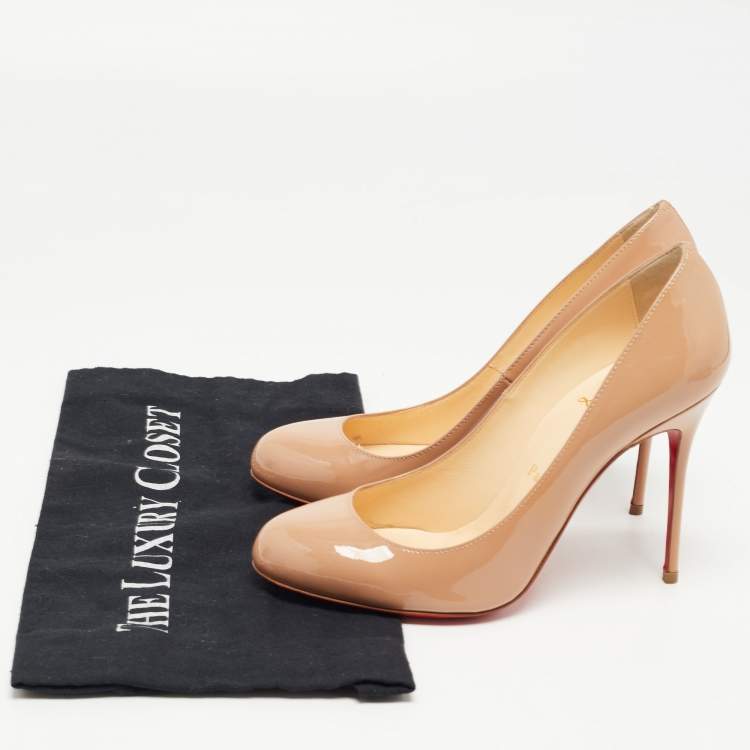 Pre Owned Christian Louboutin Beige Patent Leather Simple Round Toe Pumps Size 37.5