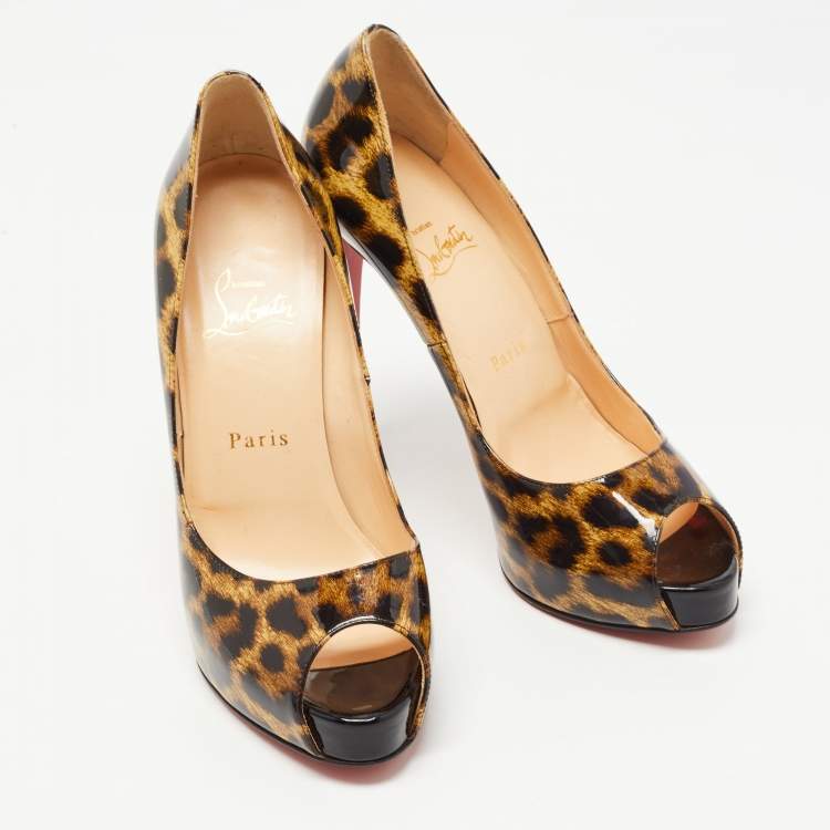 مملوكة مسبقًا Christian Louboutin Brown/Black Leopard Print Patent Leather New Very Prive Pumps Size 38.5