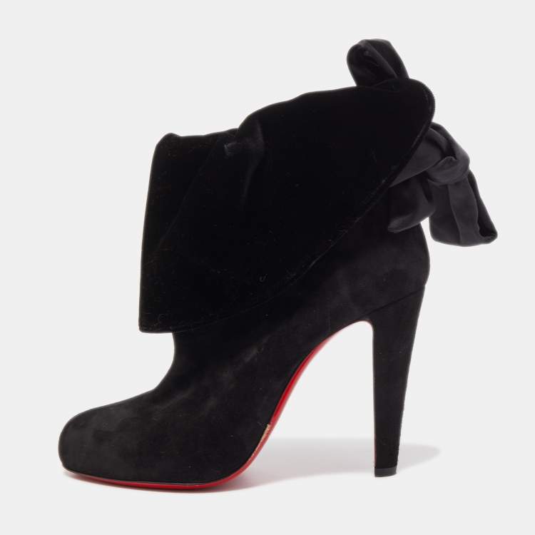 Pre Owned Christian Louboutin Black Suede Kristofa Ankle Booties Size 40.5