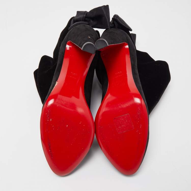 Pre Owned Christian Louboutin Black Suede Kristofa Ankle Booties Size 40.5