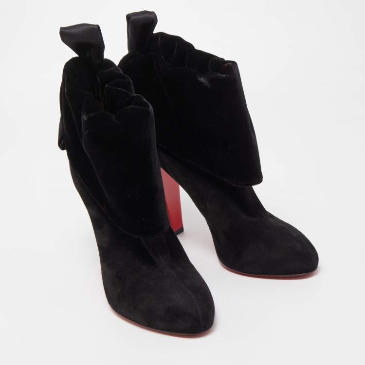 Pre Owned Christian Louboutin Black Suede Kristofa Ankle Booties Size 40.5