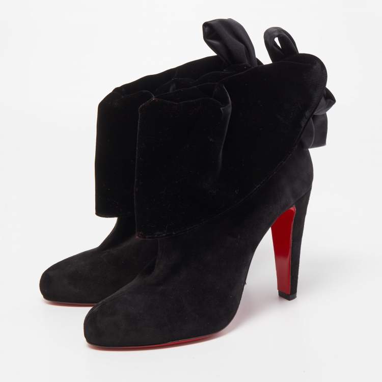 Pre Owned Christian Louboutin Black Suede Kristofa Ankle Booties Size 40.5