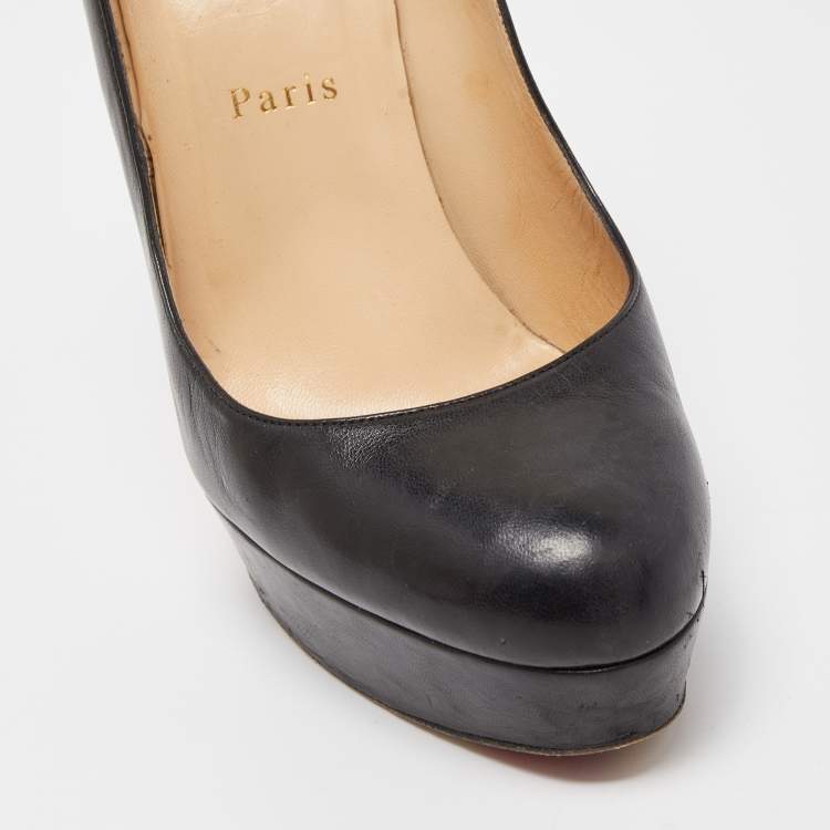 Pre Owned Christian Louboutin Black Leather Bianca Pumps Size 39