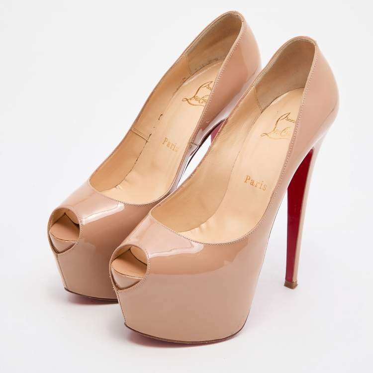 Christian Louboutin Beige Patent Leather Highness Peep Toe