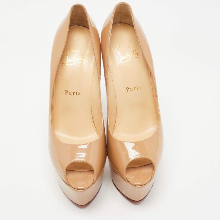 Pre Owned Christian Louboutin Beige Patent Leather Jamie Platform Pumps Size 38.5