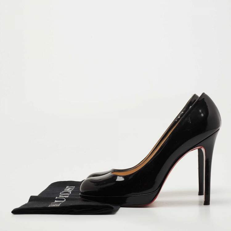 مملوكة مسبقًا Christian Louboutin Black Patent Leather New Simple Pumps Size 37