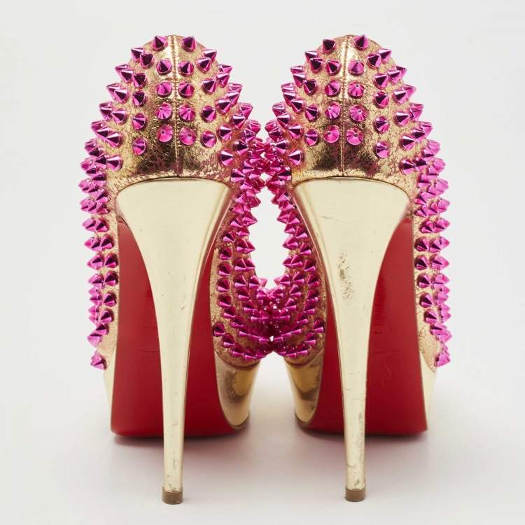 مملوكة مسبقًا Christian Louboutin Metallic Gold/Pink Leather Lady Peep Toe Spike Platform Pumps Size 36