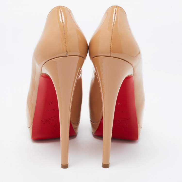 Pre Owned Christian Louboutin Beige Patent Very Prive Pumps Size 38